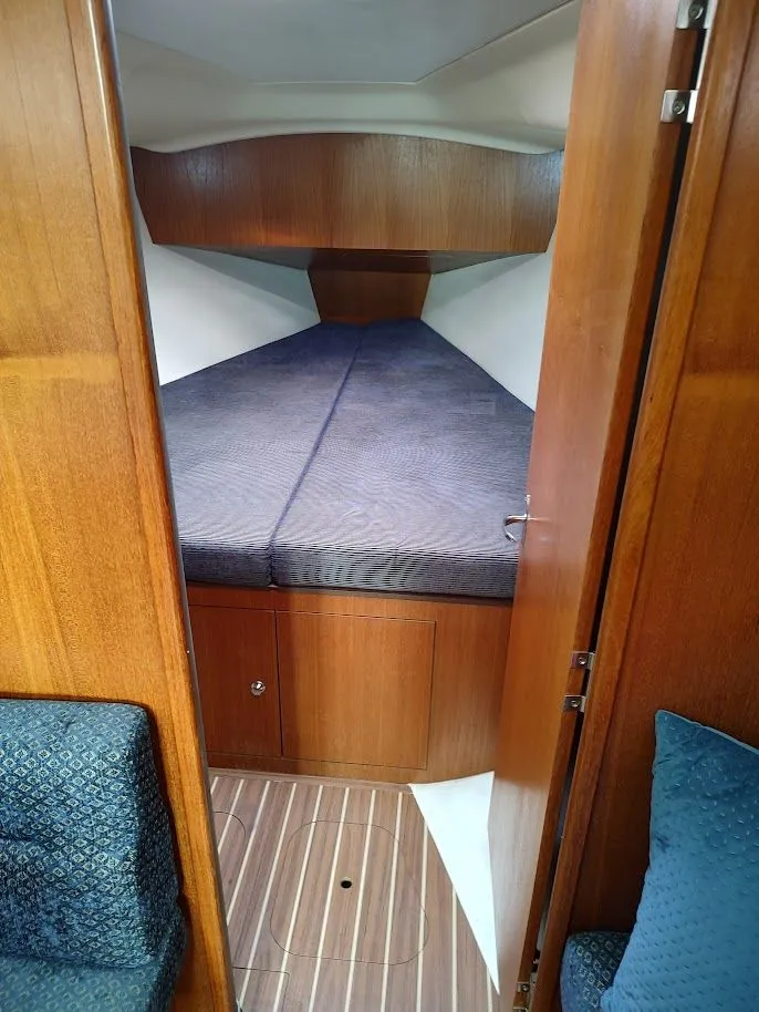 Slide: The Image of Hunter 33 2004 - 63