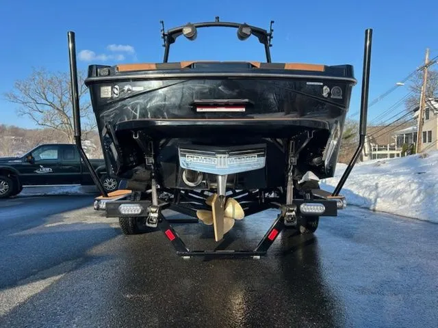 Slide: The Image of Axis Wake Research T235 2026 - 12