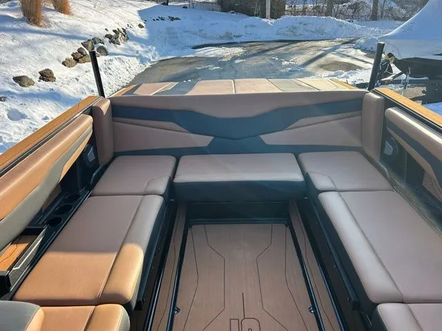 Slide: The Image of Axis Wake Research T235 2026 - 3