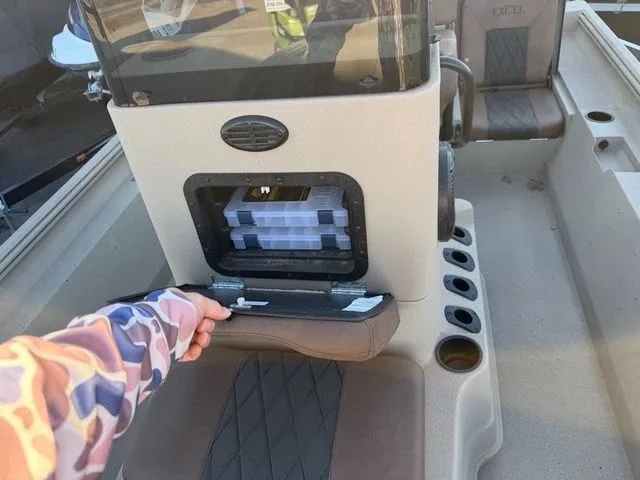 Slide: The Image of Excel 230 Bay Pro Elite 2026 - 9