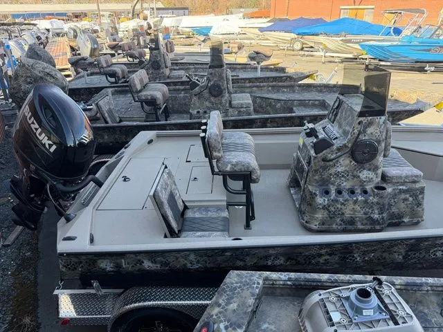 Slide: The Image of Excel 220 Bay Pro Elite 2026 - 2