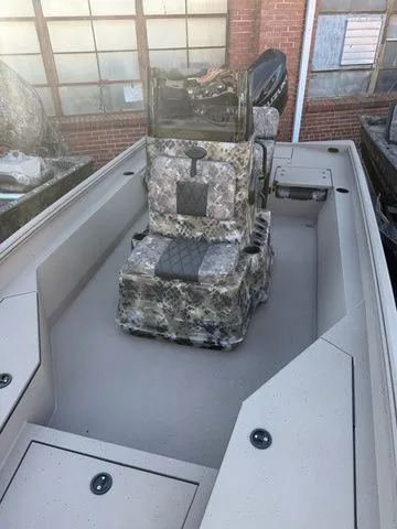 Slide: The Image of Excel 220 Bay Pro Elite 2026 - 7