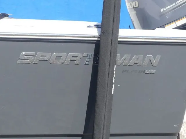 Slide: The Image of Sportsman Masters 227 Bay Boat 2020 - 8