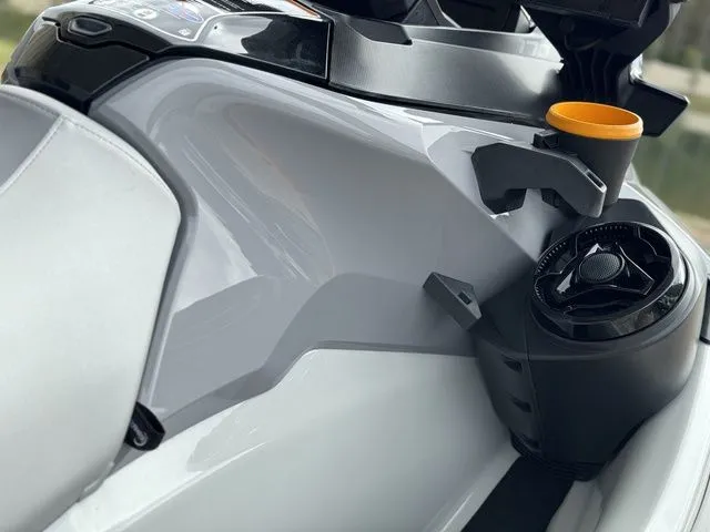 Slide: The Image of Sea-Doo Fish Pro Trophy 170 Ibr, Idf With Audio 2022 - 16