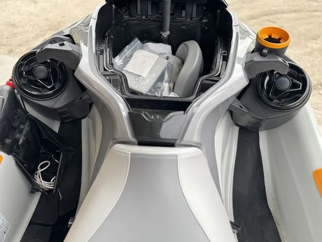 Slide: The Image of Sea-Doo Fish Pro Trophy 170 Ibr, Idf With Audio 2022 - 20