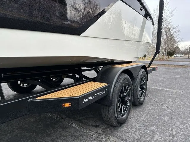 Slide: The Image of Nautique Super Air Nautique S21 2026 - 9