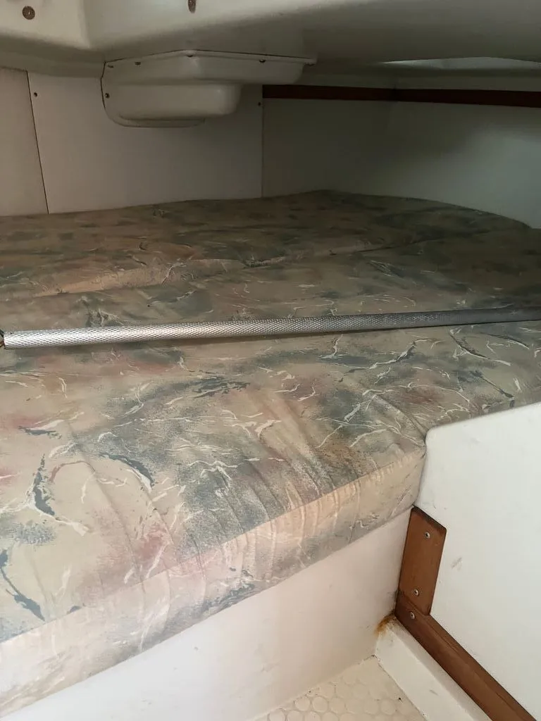 Slide: The Image of Catalina 270 1994 - 3