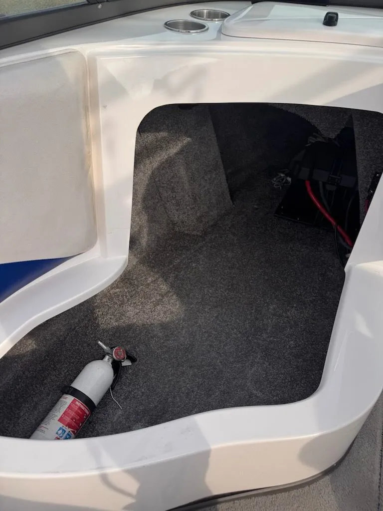 Slide: The Image of Moomba Mobius 2007 - 19