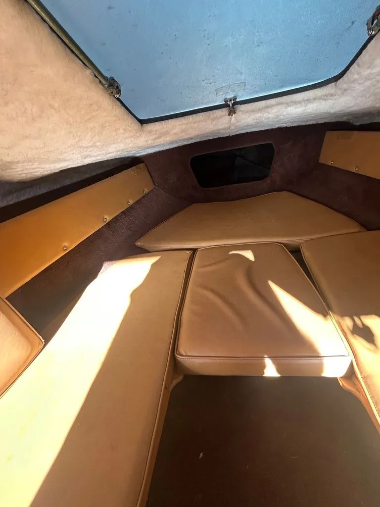 Slide: The Image of Glastron Carlson 1983 - 15