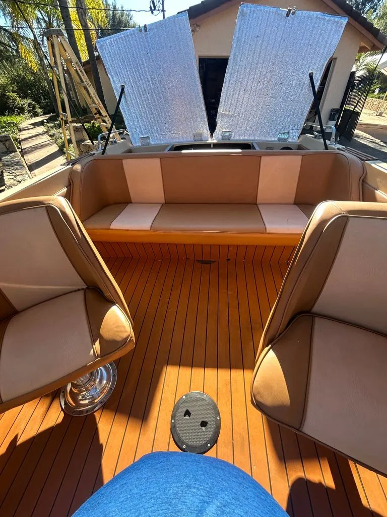 Slide: The Image of Glastron Carlson 1983 - 16