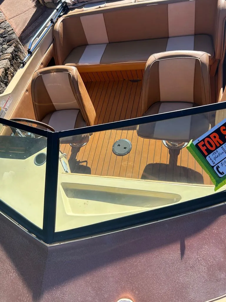 Slide: The Image of Glastron Carlson 1983 - 24