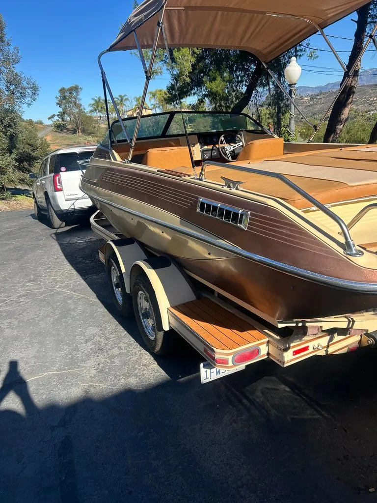 Slide: The Image of Glastron Carlson 1983 - 5