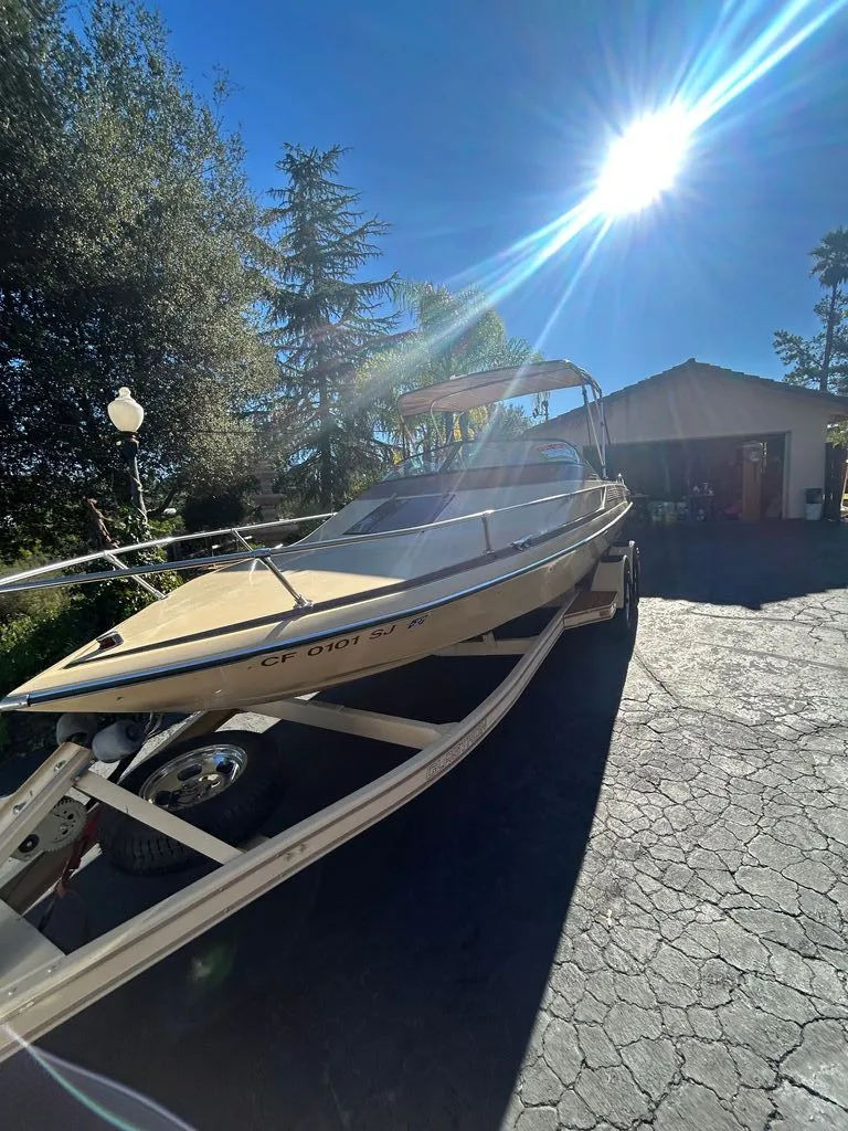 Slide: The Image of Glastron Carlson 1983 - 7