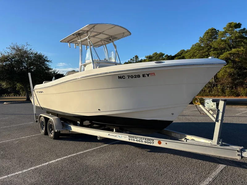 Slide: The Image of Cobia 237 Center Console 2022 - 4