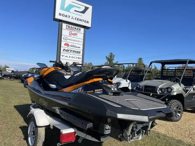 Slide: The Image of Kawasaki Jet Ski Ultra® 160LX-S 2024 - 5