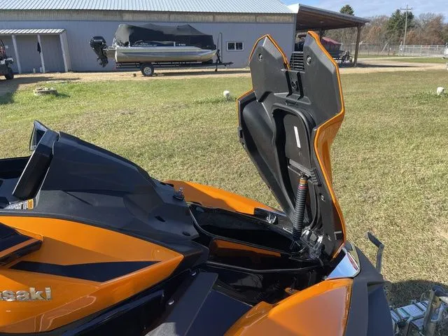 Slide: The Image of Kawasaki Ultra 160 2024 - 20