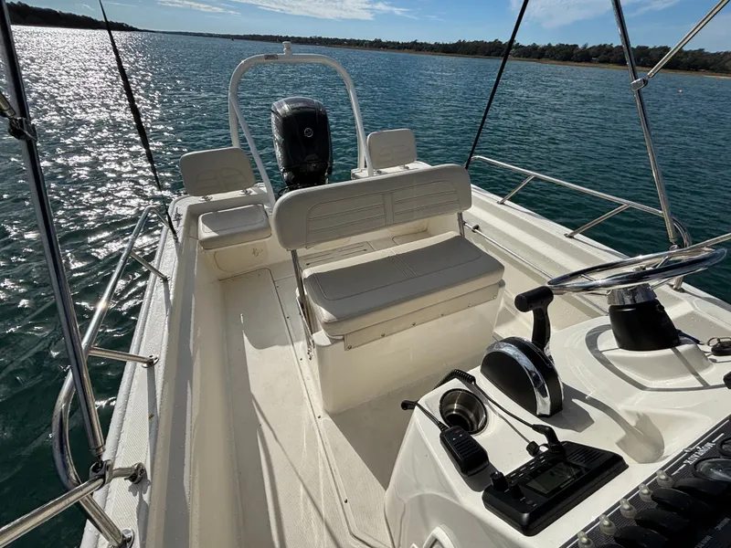 Slide: The Image of Boston Whaler 170 Montauk 2021 - 18