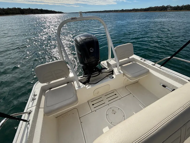 Slide: The Image of Boston Whaler 170 Montauk 2021 - 20