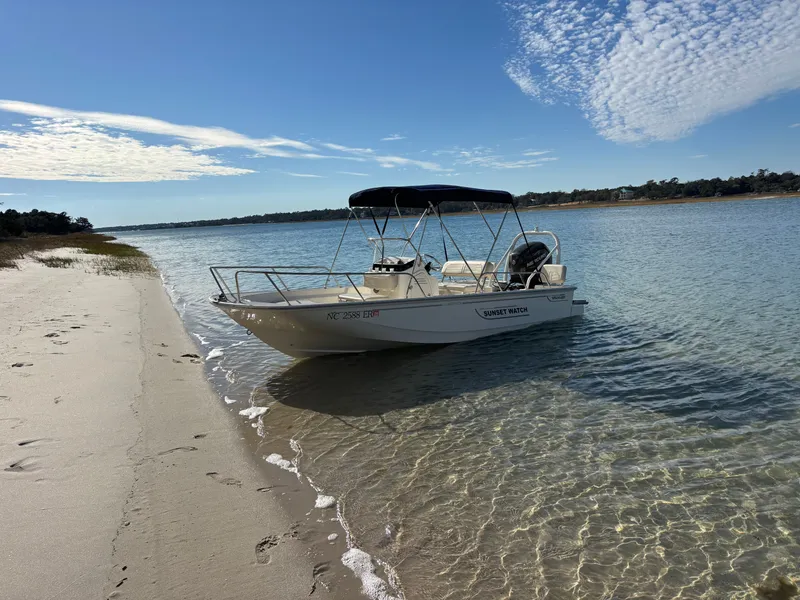 Slide: The Image of Boston Whaler 170 Montauk 2021 - 39