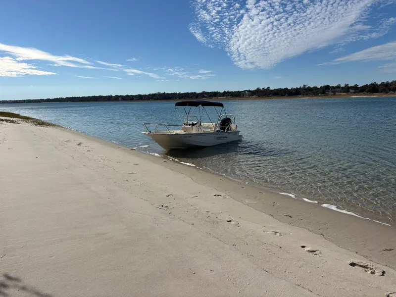 Slide: The Image of Boston Whaler 170 Montauk 2021 - 40