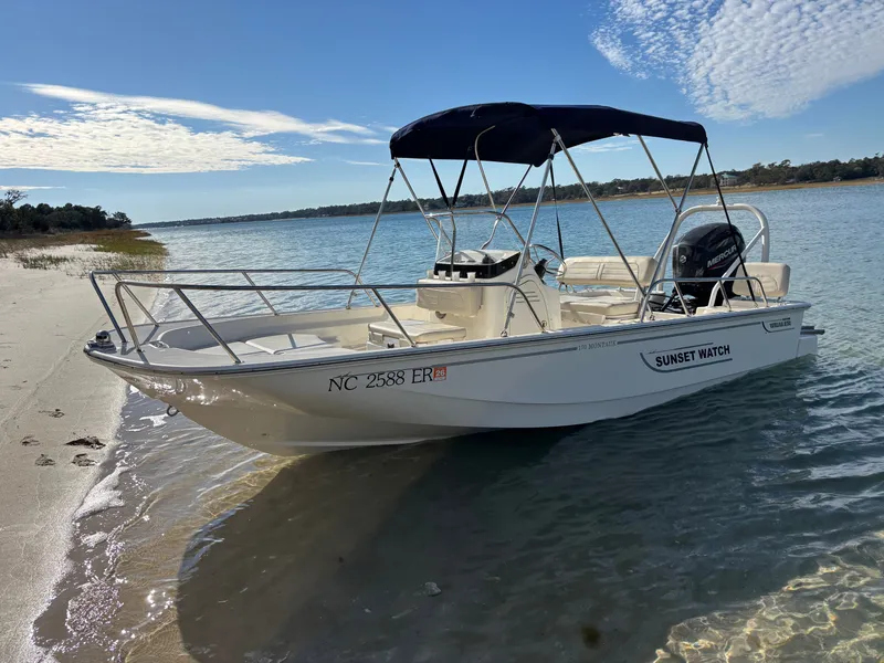 Slide: The Image of Boston Whaler 170 Montauk 2021 - 5