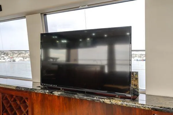 Slide: The Image of Flat-screen TV on a Pacific Mariner 65 yacht, 1998 model, with ocean view. - 5