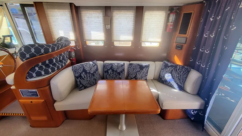 Slide: The Image of Salon Starboard - 10