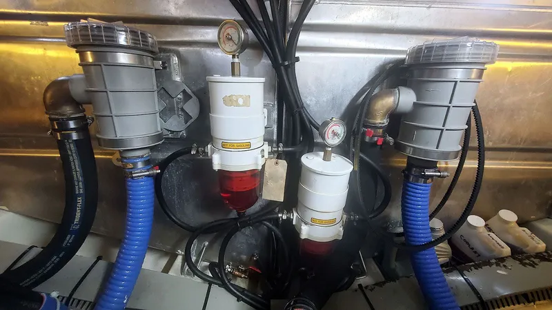 Slide: The Image of Main Engines Fuel Filtration - 44