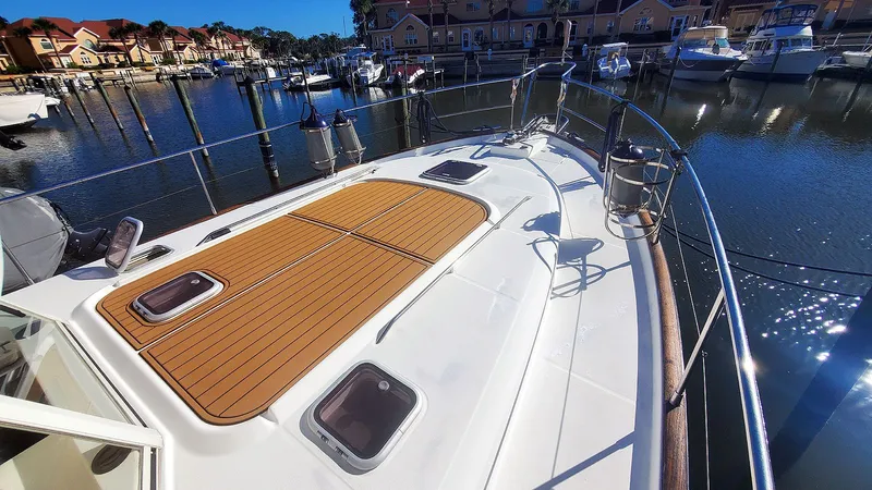 Slide: The Image of Fore Deck Starboard Walkway - 60