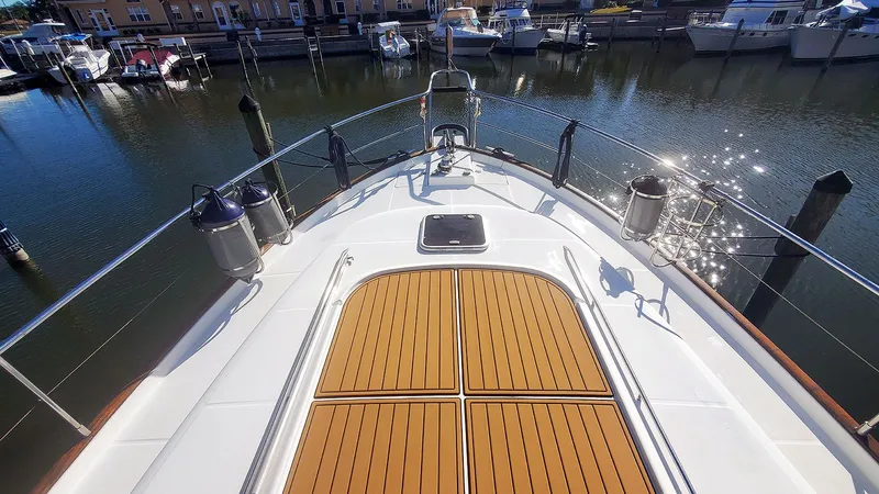 Slide: The Image of Fore Deck Forward - 61