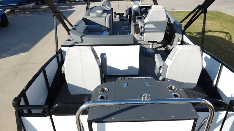 Slide: The Image of Avalon CAT RF 23T 2025 - 21