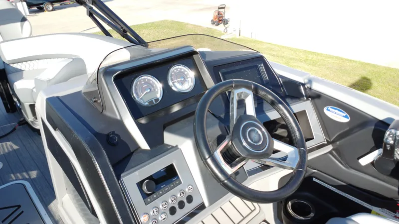 Slide: The Image of Avalon CAT RF 23T 2025 - 24