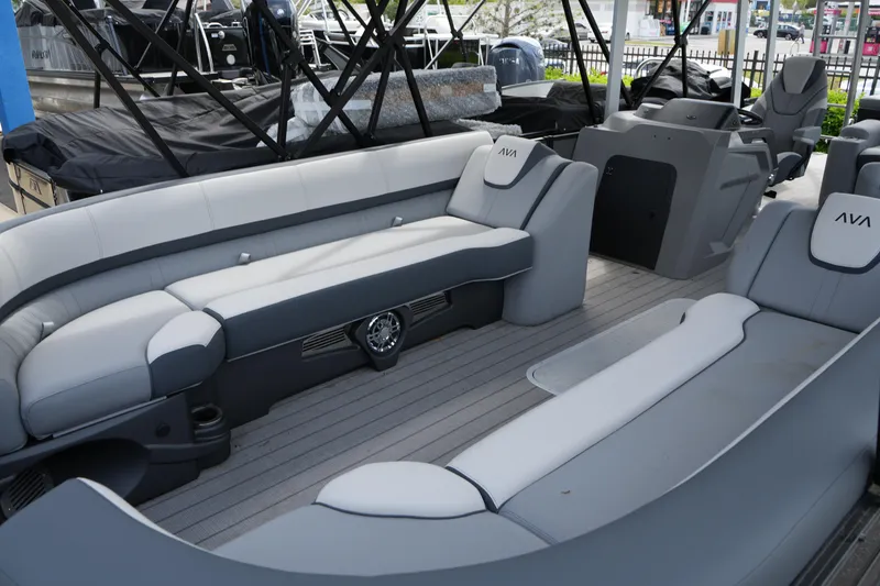 Slide: The Image of 2026 Avalon Catalina Cruise Funship 27' with spacious seating and modern design. - 10