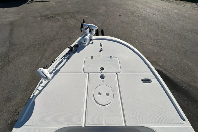 Slide: The Image of 2013 Spyder FX17 Flicker boat deck with trolling motor, viewed from above. - 23