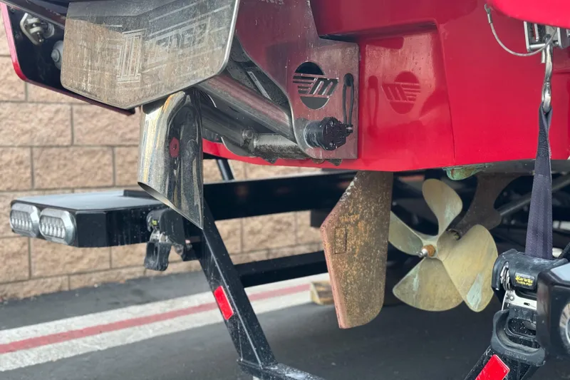 Slide: The Image of 2020 Malibu Wakesetter 22 LSV boat propeller and rudder detail. - 10