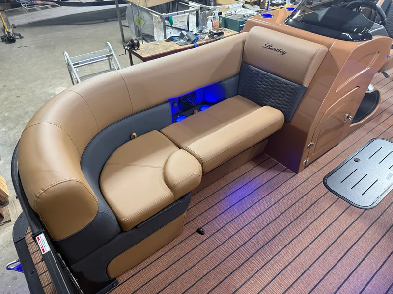 Slide: The Image of Bentley Pontoons Elite 200HP 223 Swingback Tritoon 2026 - 8