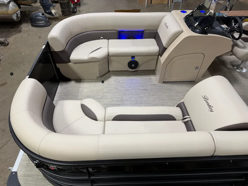 Slide: The Image of Bentley Pontoons Legacy 200HP Swingback 223 Tritoon 2025 - 3