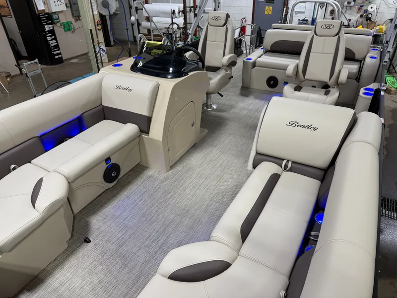Slide: The Image of Bentley Pontoons Legacy 200HP Swingback 223 Tritoon 2025 - 36