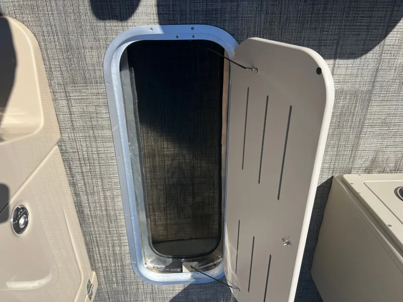 Slide: The Image of Bentley Pontoons Legacy 200HP Swingback 223 Tritoon 2026 - 26