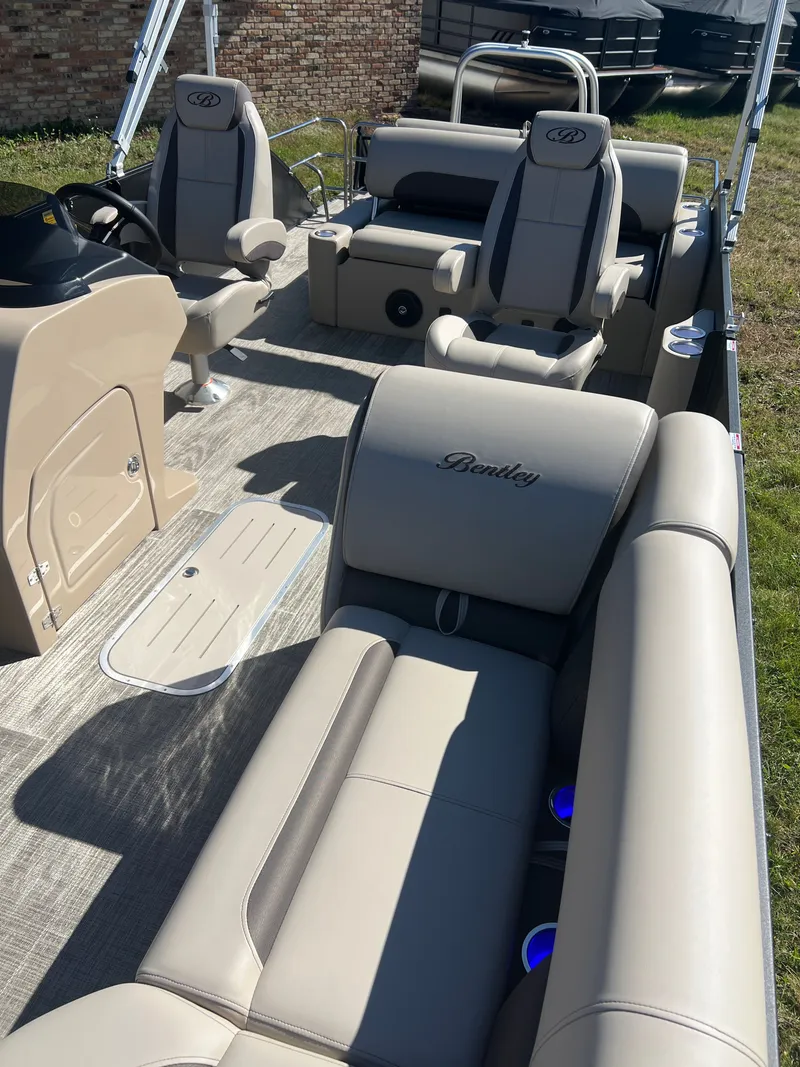 Slide: The Image of Bentley Pontoons Legacy 200HP Swingback 223 Tritoon 2026 - 27