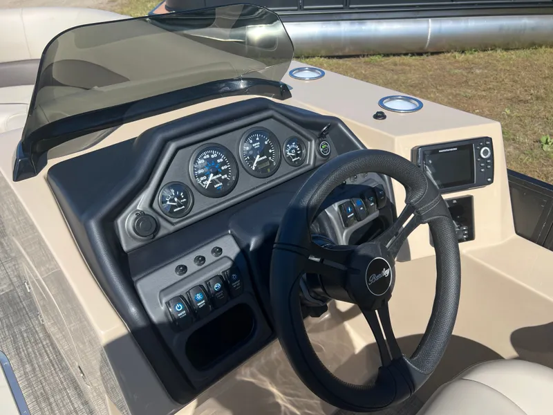 Slide: The Image of Bentley Pontoons Legacy 223 Swingback Tritoon & Honda 4-Stroke EFI 2026 - 12