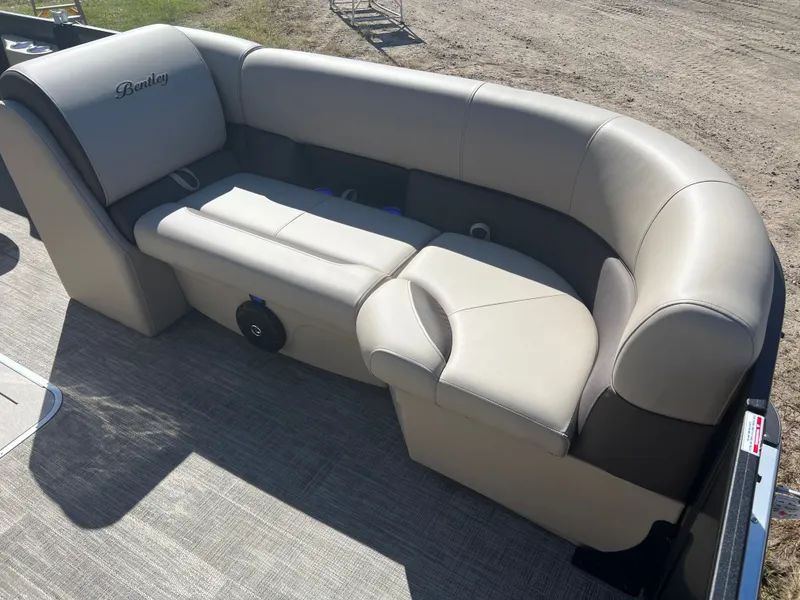Slide: The Image of Bentley Pontoons Legacy 223 Swingback Tritoon & Honda 4-Stroke EFI 2026 - 7