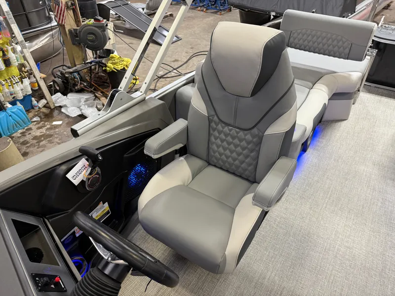 Slide: The Image of Tahoe Cascade 200HP QLS 2385 Quad Lounge Shift Tritoon 2025 - 12