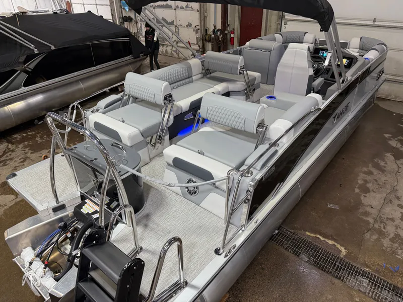 Slide: The Image of Tahoe Cascade 200HP QLS 2385 Quad Lounge Shift Tritoon 2025 - 59