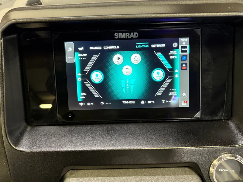 Slide: The Image of Tahoe Cascade 200HP Quad Lounge 2385 Tritoon 2025 - 15