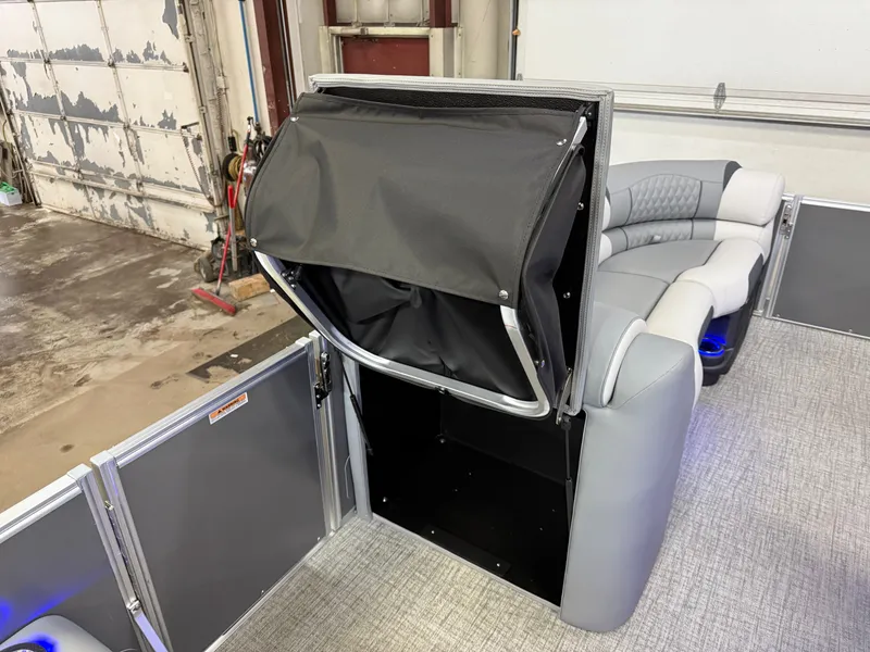 Slide: The Image of Tahoe Cascade 200HP Quad Lounge 2385 Tritoon 2025 - 29