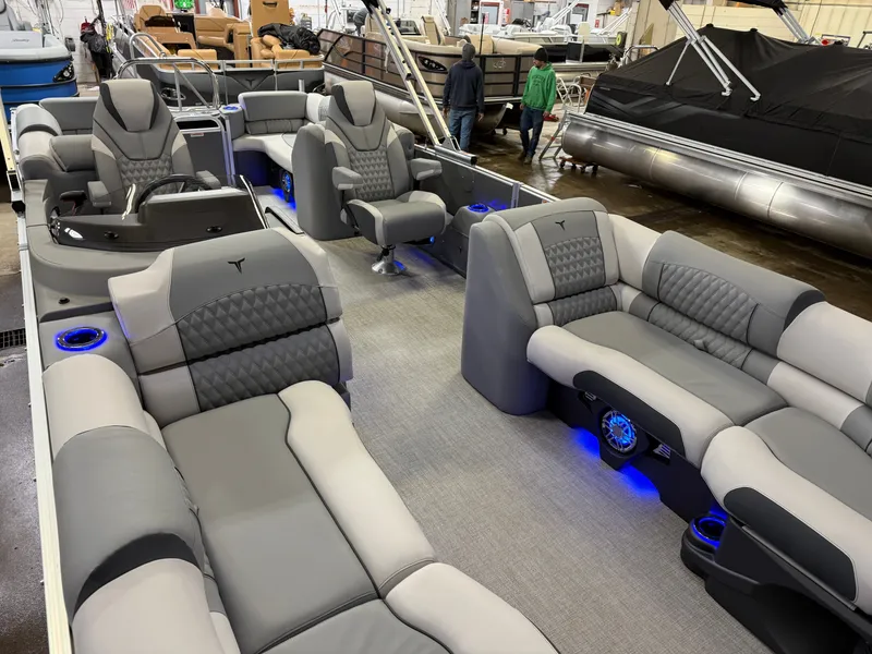 Slide: The Image of Tahoe Cascade 200HP Quad Lounge 2385 Tritoon 2025 - 35