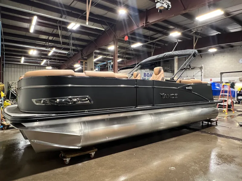 Slide: The Image of Tahoe Cascade 200HP Quad Lounge 2385 2026 - 33