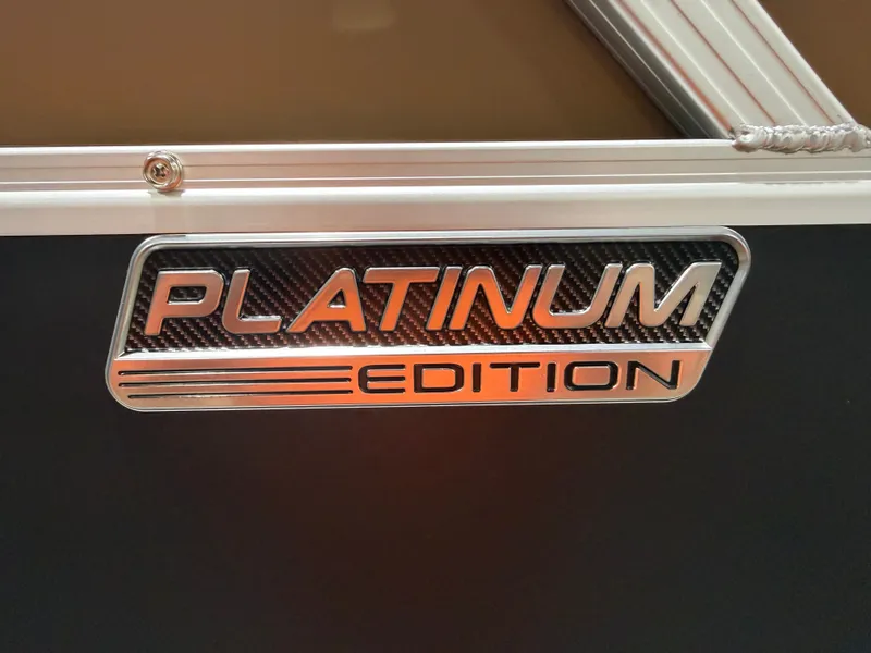 Slide: The Image of Tahoe LTZ 200HP Quad Lounge 2385 Tritoon 2026 - 41