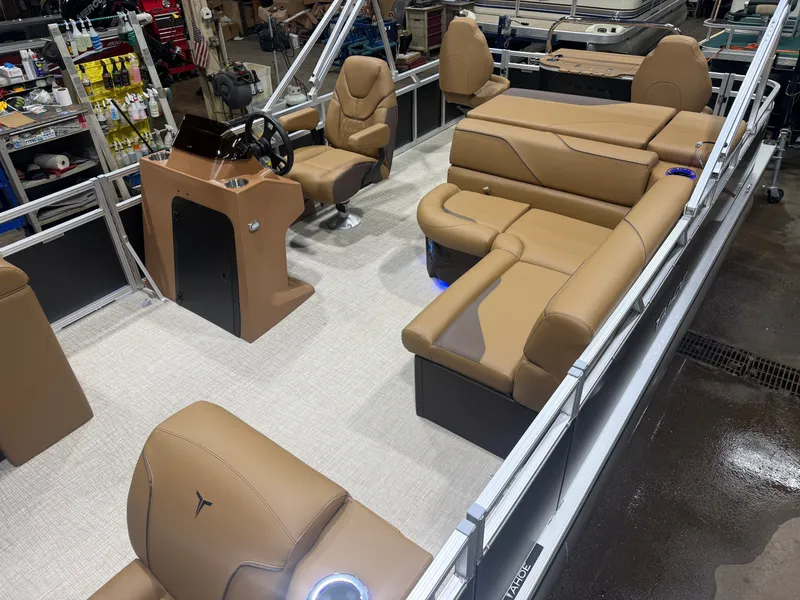 Slide: The Image of Tahoe Sport 200HP Rear Fish Tritoon 2026 - 3